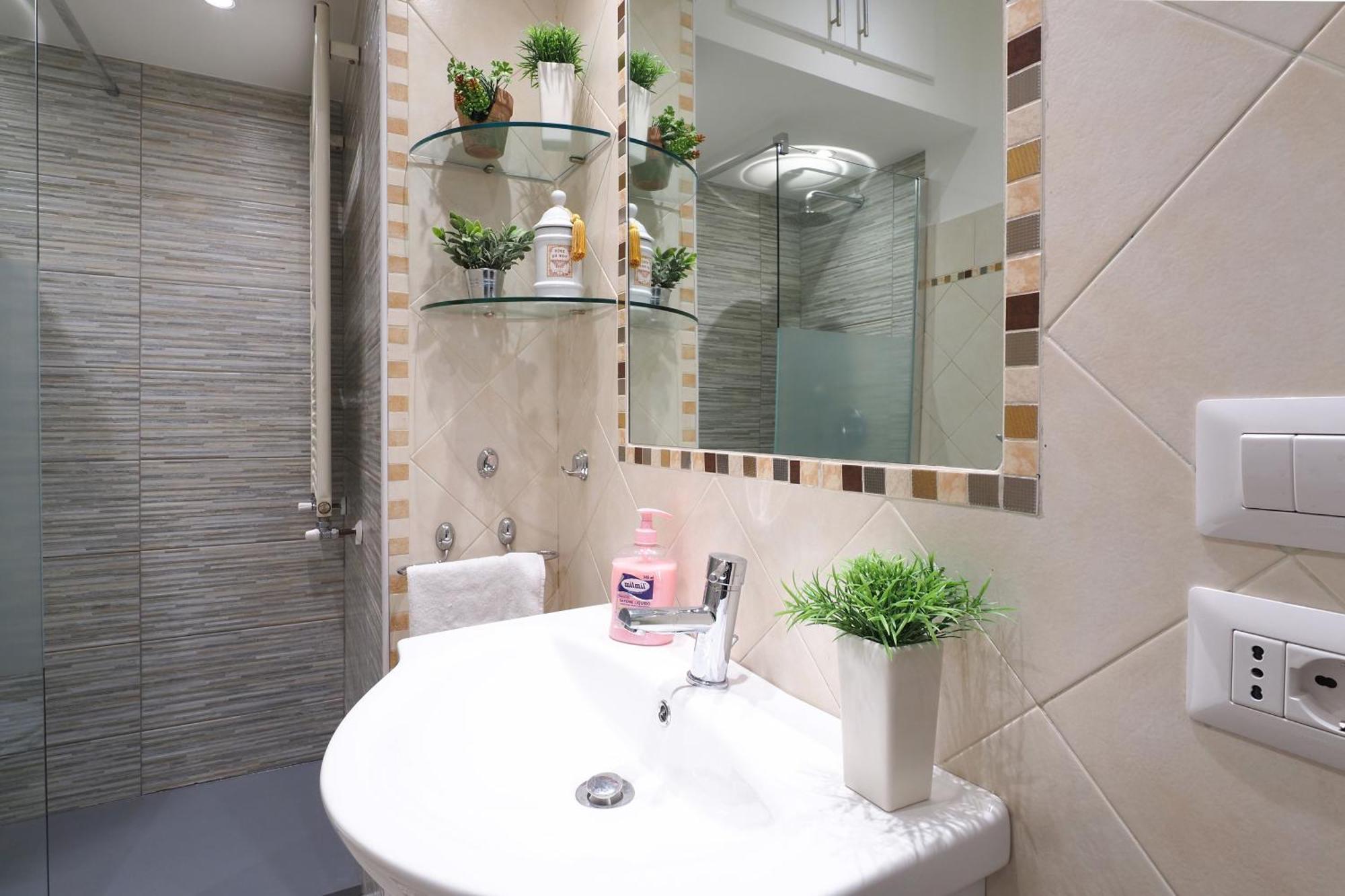 Apartment Delizioso Tra Navigli E Mm Sant'agostino Mailand